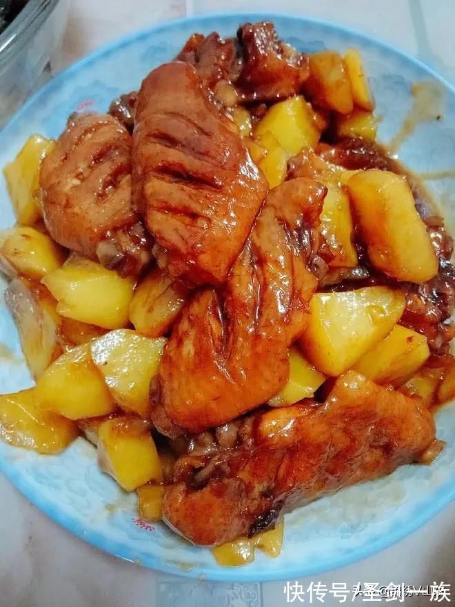 最适合冬天吃的12道家常肉菜，热腾腾的端上桌，营养又解馋