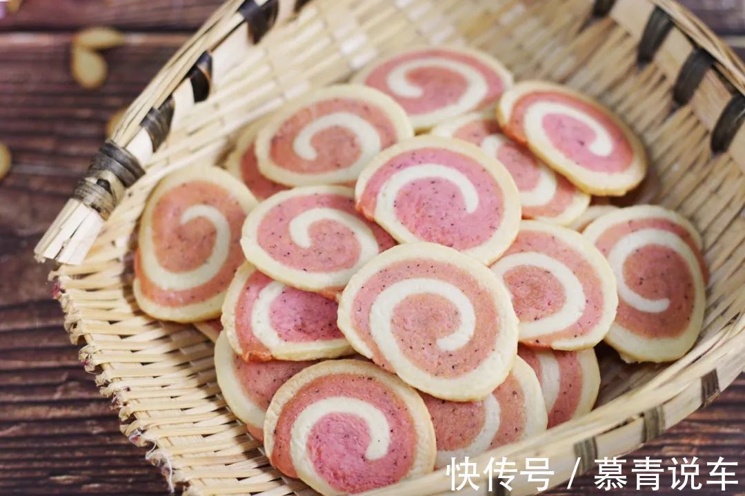 红糖|5块搞定的小零食,家有面粉就能做!2个鸡蛋1碗面,家有孩子快收藏!