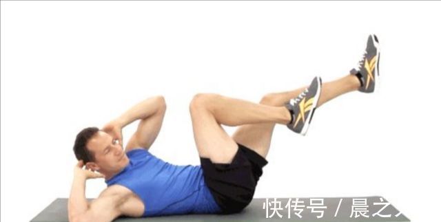 蜜桃臀|美国微胖女神,体重140斤,曲线完美,没赘肉:塑形别太看重体重