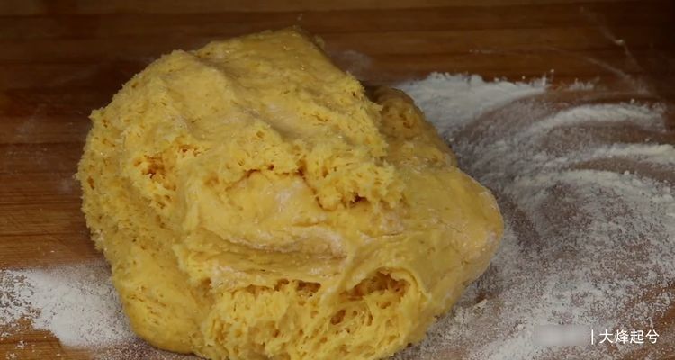 玉米面最神奇的做法,不蒸不炸,开水一烫,健康好吃,出锅就抢光