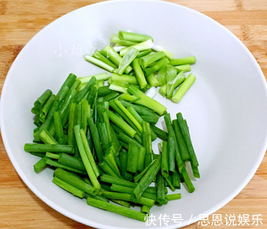 大碗|早餐面条这样做,香到骨子里,孩子一大碗都不够吃