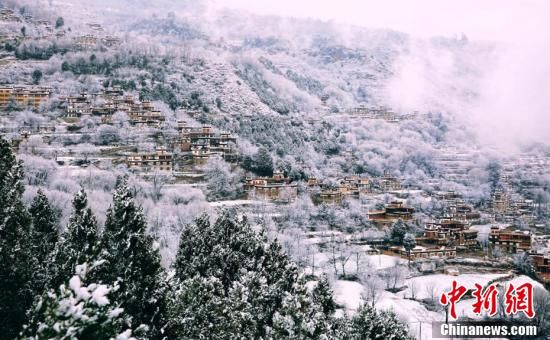 洛阳|四川丹巴：雪后的藏寨和古碉银装素裹美如童话