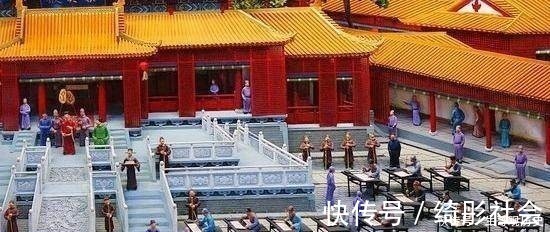 古泉!书生殿试时说出一上联,皇帝赏千金求下联,一千多年来竟没人对出