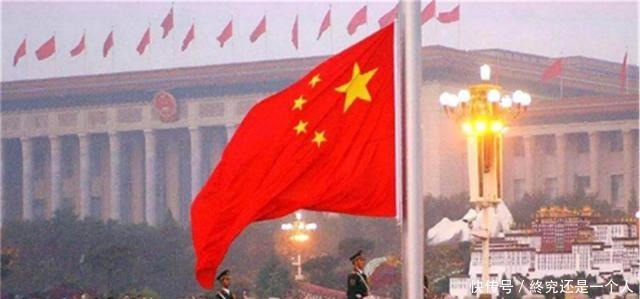 天安门升国旗为何不升到顶,只到28.3米就停止作为中国人要知道!