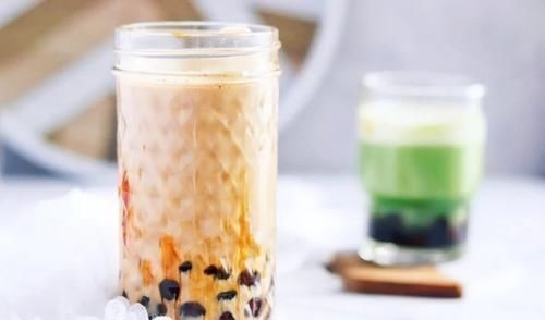 全网最火的牛奶吃法!5种原料4步搞定,比蛋糕好吃100倍,家有孩子快收藏!