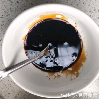  把全家人征服的蜜汁烤鸡架，好吃到过分