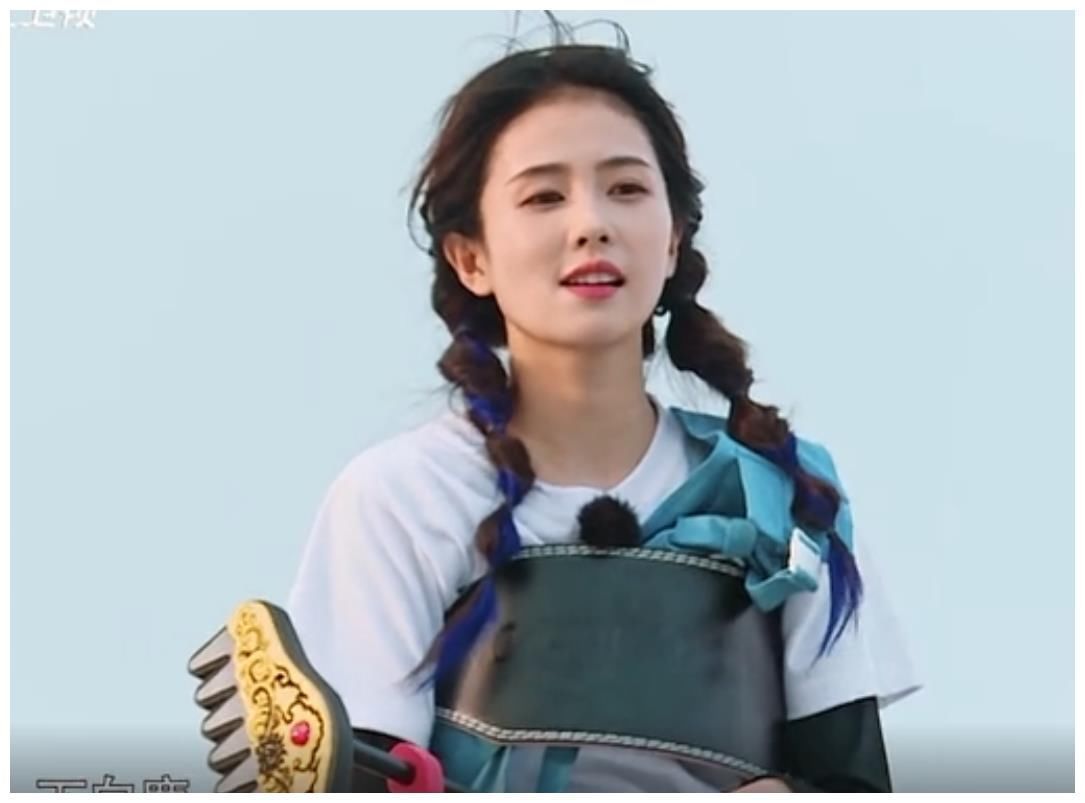 汗水流|白鹿玩游戏太拼!出汗“脱妆”后被怼脸拍,颜值确定是认真的?