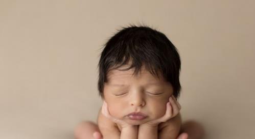 孩子|老人常言孩子以下几个月出生,将来吃穿不用愁,日后出息不缺钱