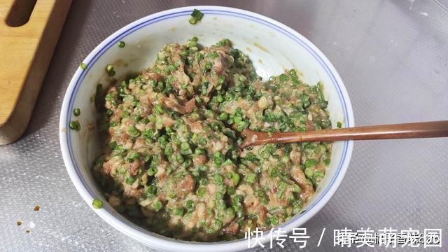 秋天遇到此菜别错过，蒸包子最香，营养高味道棒，再不吃就过季了