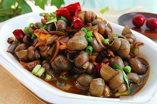 大盘|口感一级棒的家常菜,酸辣爽口特别开胃,吃完一大盘还不过瘾