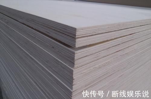 免漆板|为什么有钱人不用这种板材做衣柜？老木工说出真相，才知我家选错