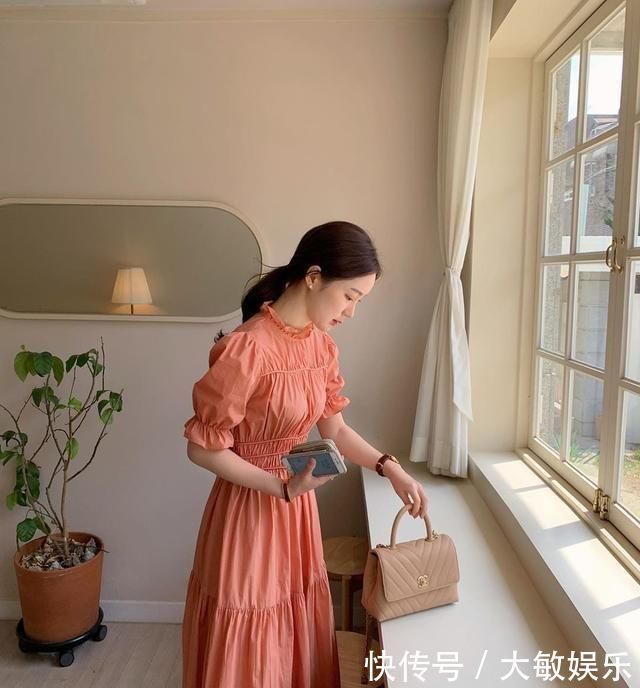 复古优雅的连衣裙单品，会不会成为你的夏日最爱