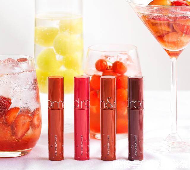 gucci|你不会还在涂烂大街的网红色吧今年秋冬必备10支小众口红!