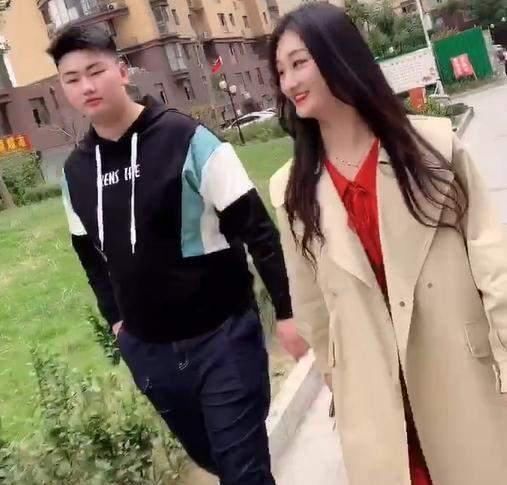 尾汁|朱之文：爆紅9年，今被恩師張曉磊勸耗子尾汁，背后原因太現(xiàn)實(shí)