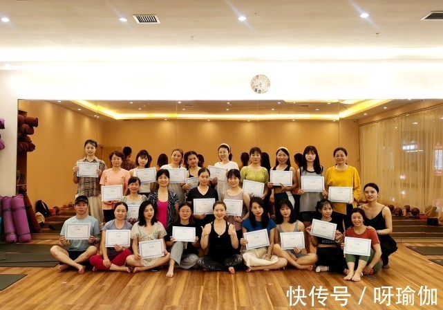 就业|瑜伽教培课程怎么选,含金量的高低,还得看结业之后