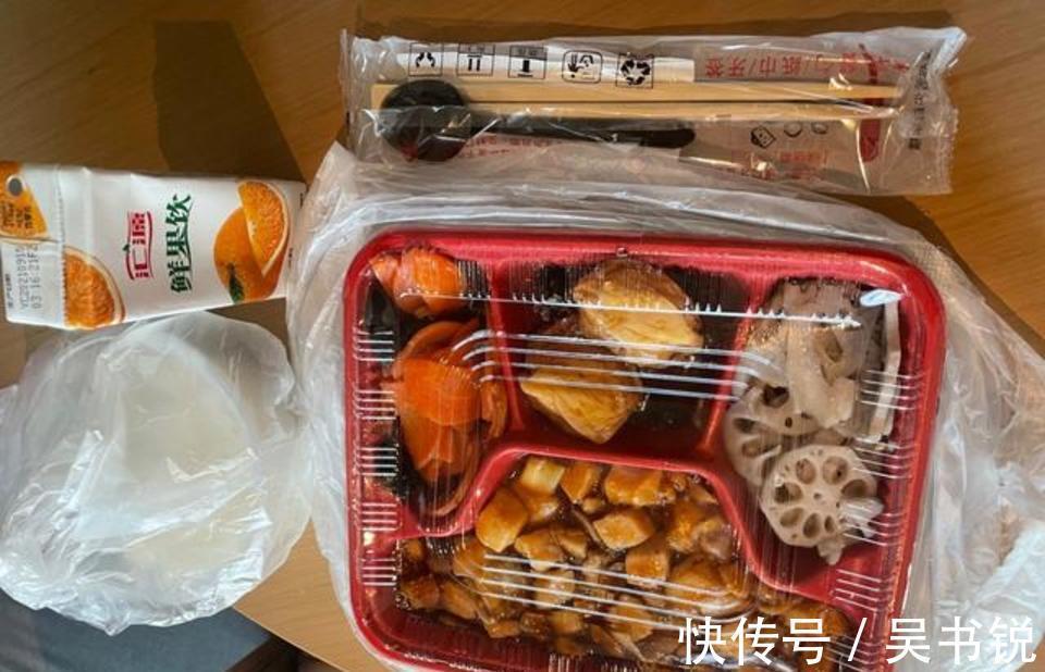 世锦赛|心疼!国羽世锦赛冠军吃素为主,泰国名将无语,陈清晨:无从下口