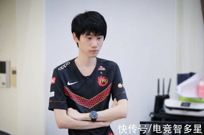 lck|Rookie和Doinb能推迟兵役？Faker跑不了，原神哥成亮点