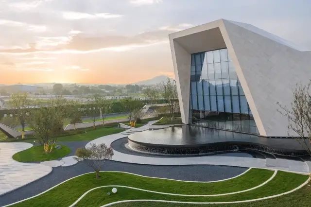 解密70万㎡活力大城的热度密码|现象级流量红盘 | 和达集团