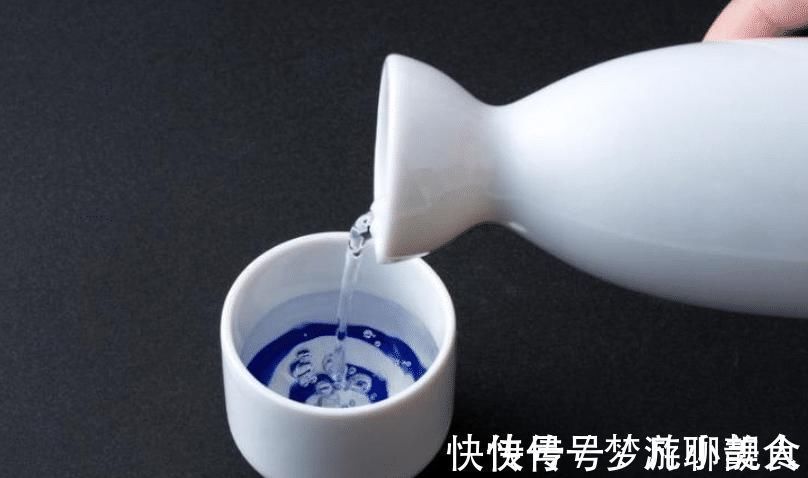 君子$古语说“君子之交淡如水”,下句是老祖宗给的忠告,不妨长个心眼