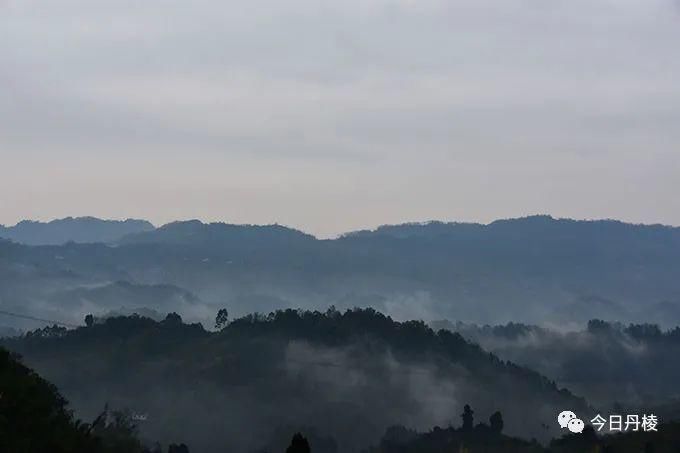 当地村民|顺龙月南山