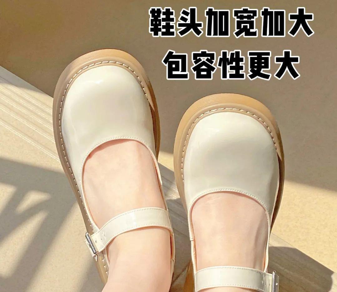 时髦|该买凉鞋了！今夏流行这4款，清凉又时髦