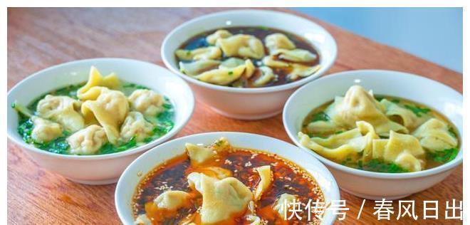 早餐就馋这馄饨，调馅和面调汤底，做法详细讲解，皮薄馅大超好吃