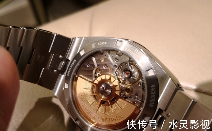 江诗丹顿|运动腕表就是要百搭?江诗丹顿纵横四海,一枚就能满足你所有需求