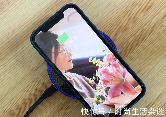 iphone12|ESR亿色MFM手机壳体验：既能保护手机，又特别美观