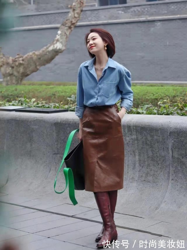 牛仔 平平无奇的“牛仔衬衫”,用这4种搭配技巧,洋气又显气质