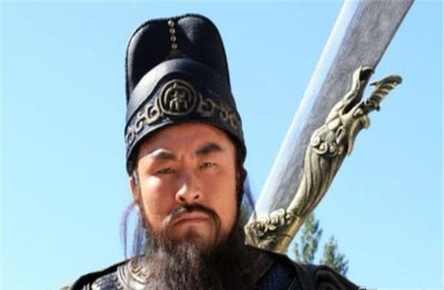 五虎将|梁山五虎将之首,宋江为何选择大刀关胜,而不选实力更胜一筹的林冲?