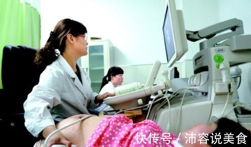 现状|全球首例存活的七胞胎,现状如何如今双胞胎很多,主要有三原因