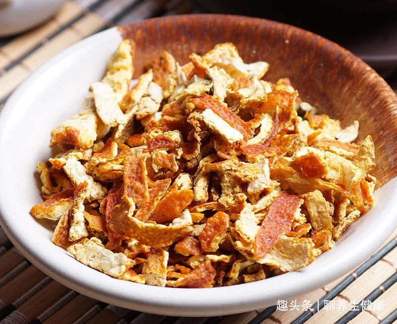 橘皮|1块橘皮，6味药！学会6大妙用法，轻松搞定身体6大病症！值得了解