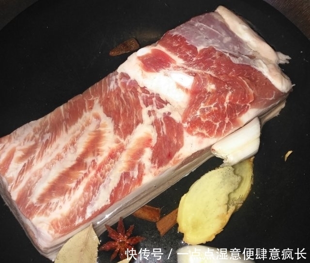 梅菜扣肉，香而不腻，解馋下饭