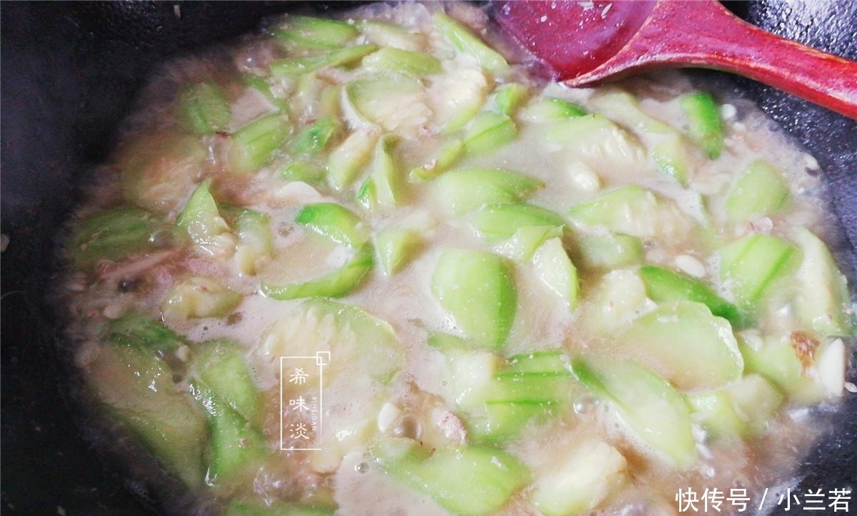 木糖胶|天然“美人水”被找到,每周吃2次,美白又润肤,40岁还是少女脸