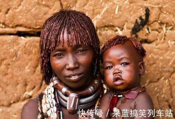 纳米比亚|非洲“女儿国”部落，女性以“肥臀”为美，女性人数是男性11倍