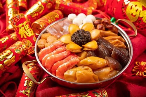 盆菜、年夜饭、新春下午茶 春节的美味少不了