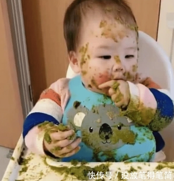 妈妈|妈妈让爸爸给宝宝喂饭,没想到却看到这样一幕,妈妈要被气炸了