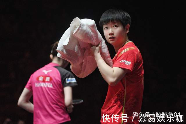 孙颖莎|孙颖莎没被散养!许昕主管教练现场亲自指导她,4:1逆转日本悍将