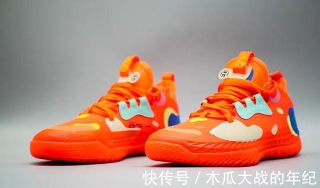 战靴 当之无愧的旗舰款!哈登5代能成为下一款划时代的战靴吗!