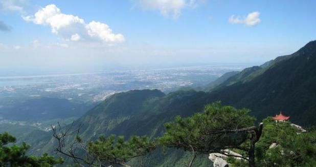 旅游胜地——庐山，李白眼中的只缘身在此山中