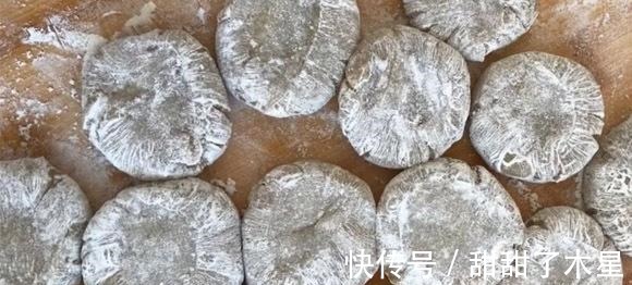 公告牌|秋冬积食爱和孩子“对着干”,少吃3物是关键,养脾胃,不积食!