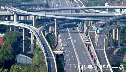 加油站|买房最好牢记“远三近二”原则，这样买房少吃亏，早知道早受益