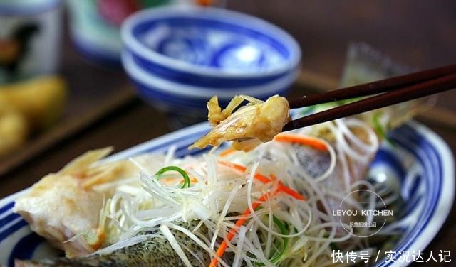 清蒸鱼,鲜嫩好吃不长肉,花几分钟学会,以后就是自己的拿手好菜!