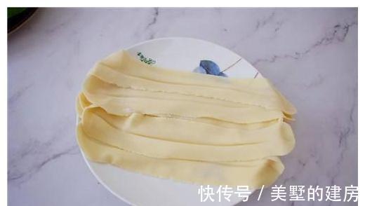 饺子皮|早上不吃包子,一碗面下肚,开胃又解腻,还暖身子,不揉面不醒面
