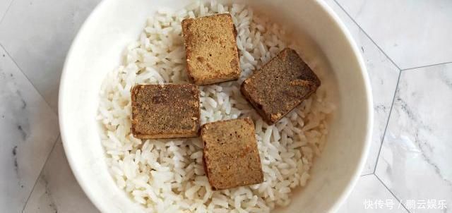 糯米饭|糯米粉开水烫一烫,比年糕做法还要简单,比糍粑好吃