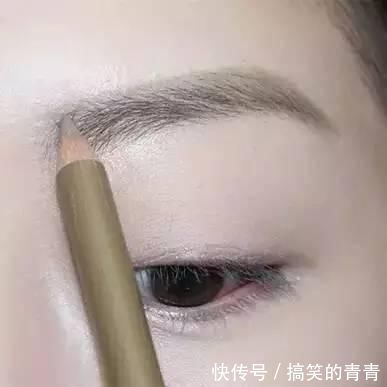 step|谁说单眼皮不好看?那是因为你不会单眼皮妆容!