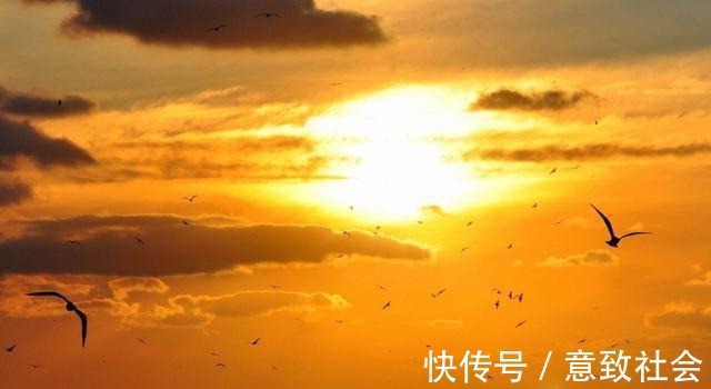 古体诗!网友把徐志摩的《再别康桥》,改写成56字的古诗版,高手在民间