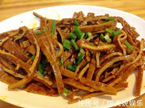 凉拌豆腐干|三伏天多吃凉拌豆腐干,营养丰富,常吃清热解毒,可以试试!