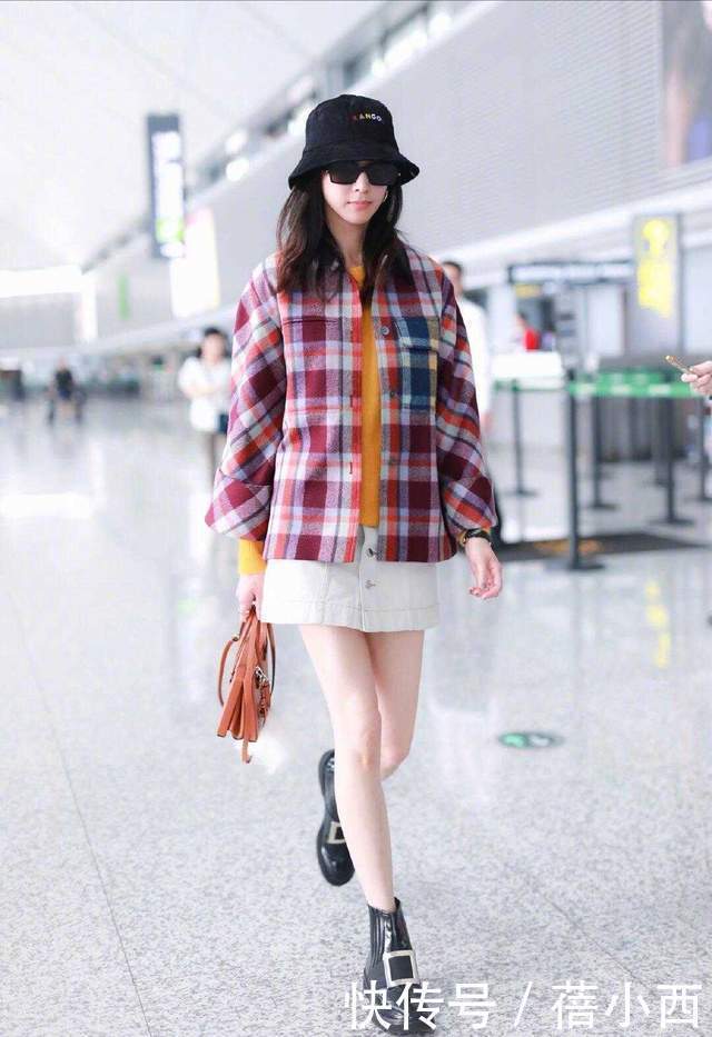 潮流|刘雯不愧是超模,简单穿一身休闲装都特有高级感,轻松引领潮流