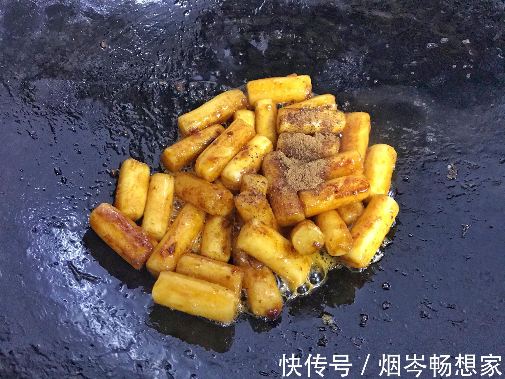 好吃|家常炒年糕,炒前多加一步,年糕软糯Q弹,入味好吃还不粘锅